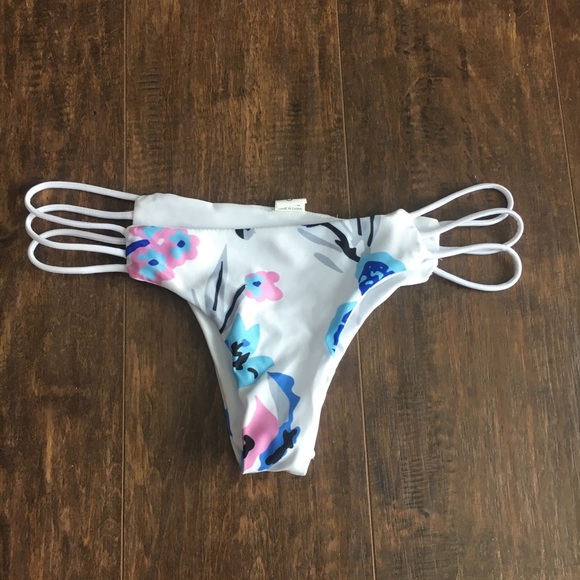 Zaful Other - Super cheeky swim bottoms
